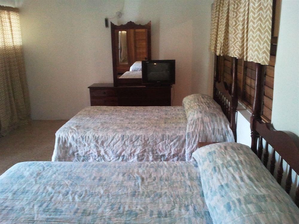 Pure Oasis Resort Negril Exterior photo