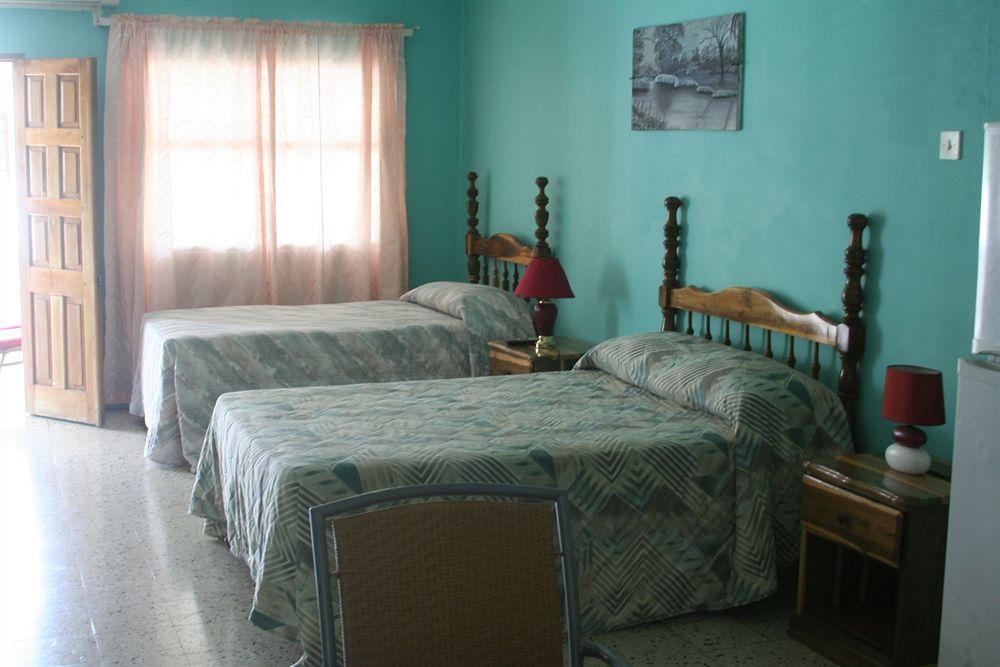 Pure Oasis Resort Negril Exterior photo