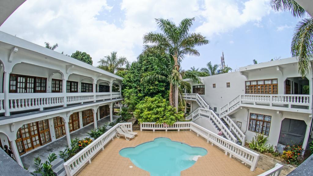 Pure Oasis Resort Negril Exterior photo