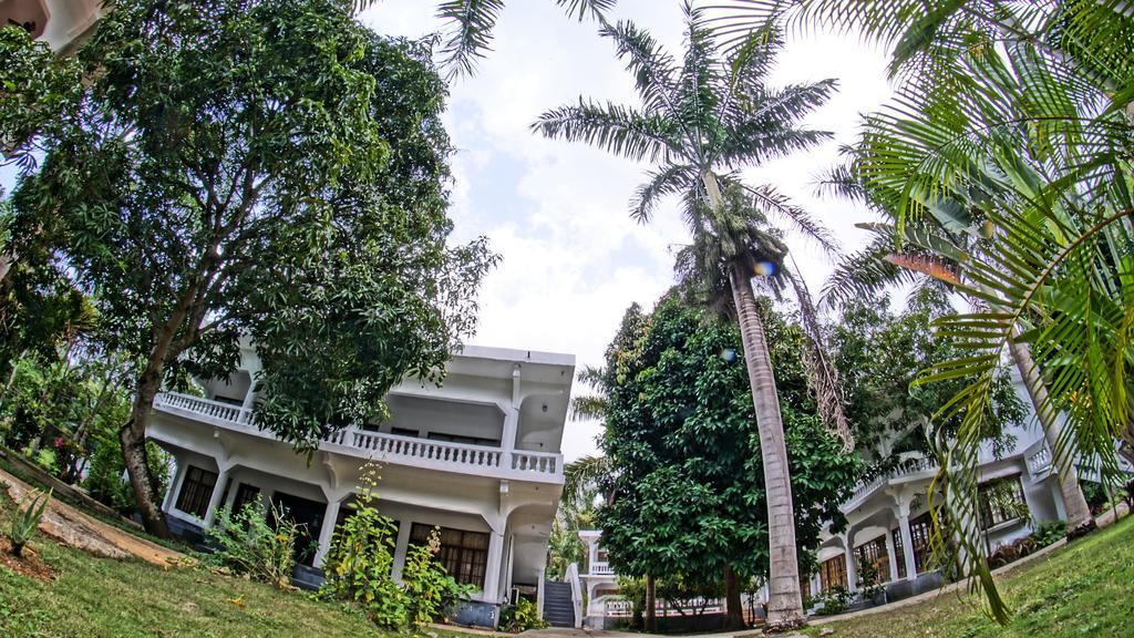 Pure Oasis Resort Negril Exterior photo