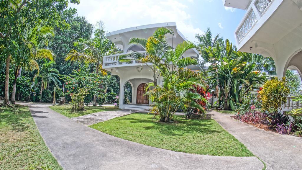 Pure Oasis Resort Negril Exterior photo